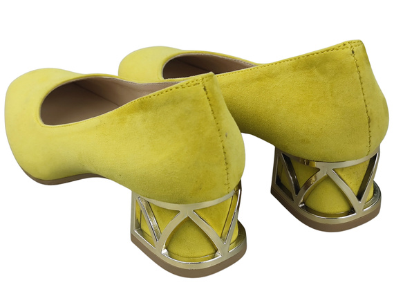 Bequeme Damenschuhe Zitrone Pumps mit dekorativem Absatz Natürliches Wildleder 219 von ElitaBut