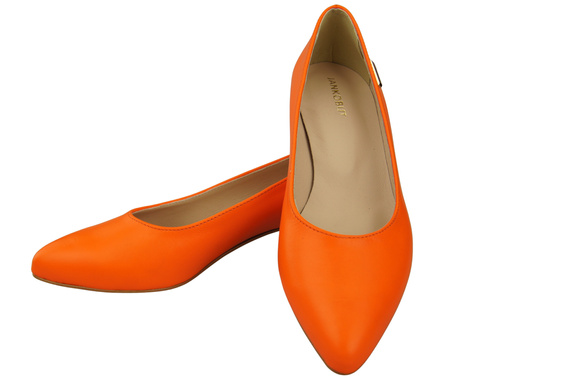 Damen Pumps Orange mit niedrigem Absatz zeitlose Eleganz und Komfort 220 ElitaBut
