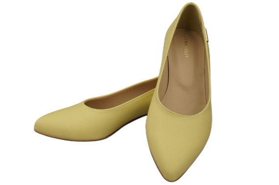 Damen Pumps Banane mit niedrigem Absatz zeitlose Eleganz und Komfort 220 ElitaBut