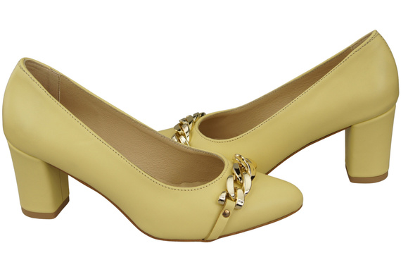 Klassische Frauen Banana Naturleder Schuhe mit Gold Ornament Kette 200 ElitaBut