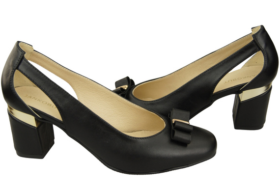 Schuhe Damen Schwarze Pumps aus Naturleder mit dekorativem Absatz 199 ElitaBut