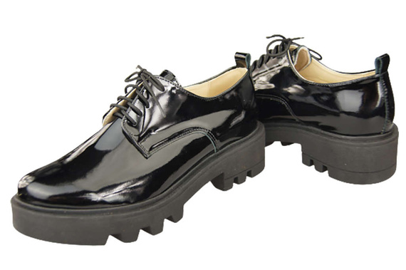 Schuhe Damen Schnürschuhe Schwarz Glänzendes Naturlackleder 180 ElitaBut