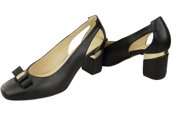 Schuhe Damen Schwarze Pumps aus Naturleder mit dekorativem Absatz 199 ElitaBut