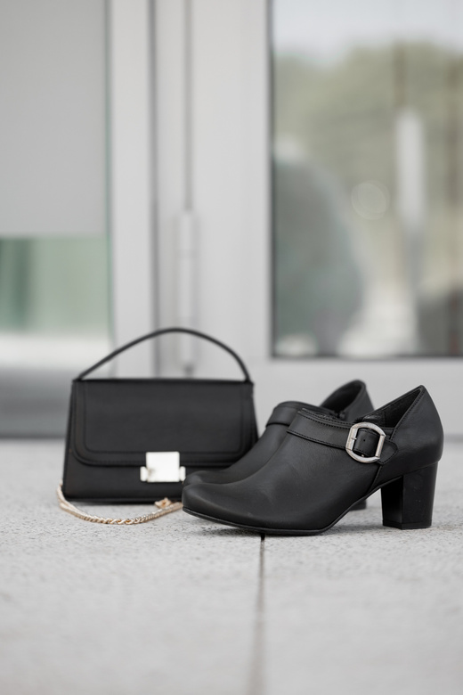 Schuhe Damenschuhe, Naturleder, Schwarz 826 ElitaBut