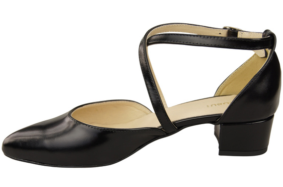 Damen Sandalen Echtleder Schwarz glänzend mit Riemen Niedriger Absatz 223 ElitaBut