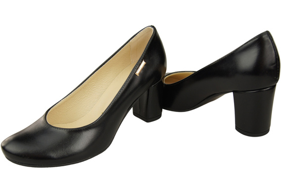 Klassische Damen Schwarz glänzend Leder Mandel Nase Pumps 201 ElitaBut
