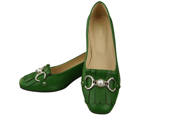 Damenschuhe Pumps mit Fransen verziert Grünes Naturleder 195 ElitaBut