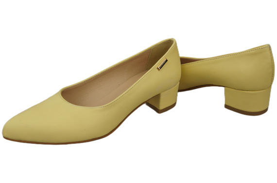 Damen Pumps Banane mit niedrigem Absatz zeitlose Eleganz und Komfort 220 ElitaBut