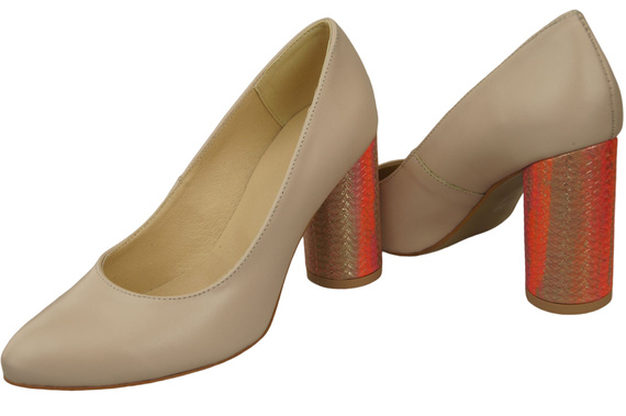 Damenschuhe Cappuccino-Pumps Helles Naturleder Bunter dekorativer Absatz 194 ElitaBut