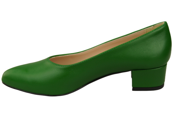 Damen Pumps Grün mit niedrigem Absatz zeitlose Eleganz und Komfort 220 ElitaBut