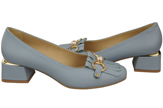 Damenschuhe Pumps mit Fransen verziert Hellblaues Naturleder 195 ElitaBut