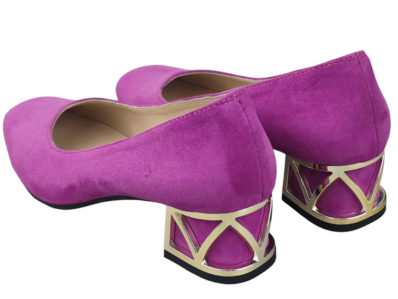 Bequeme Damenschuhe Cyclamen Pumps mit dekorativem Absatz Natürliches Wildleder 219 von ElitaBut