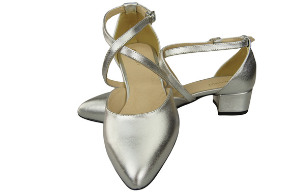 Damen Sandalen Echtleder Silber mit Riemen Niedriger Absatz 223 ElitaBut