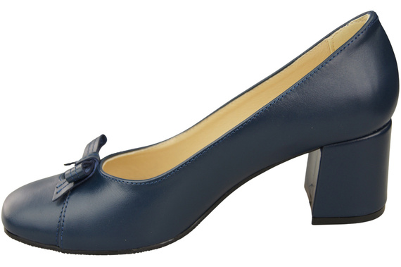 Damen Pumps mit Schleife Marineblau Naturleder und niedrigem Absatz 203 ElitaBut
