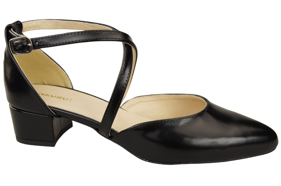 Damen Sandalen Echtleder Schwarz glänzend mit Riemen Niedriger Absatz 223 ElitaBut