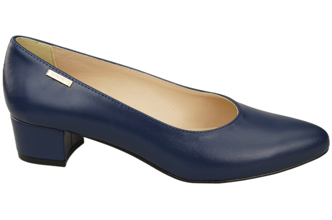 Damen Pumps Marineblau mit niedrigem Absatz zeitlose Eleganz und Komfort 220 ElitaBut