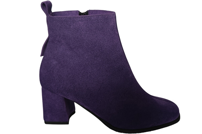 Damen Stiefeletten Violett aus Veloursleder, stabiler Blockabsatz, Reißverschluss 224 ElitaBut