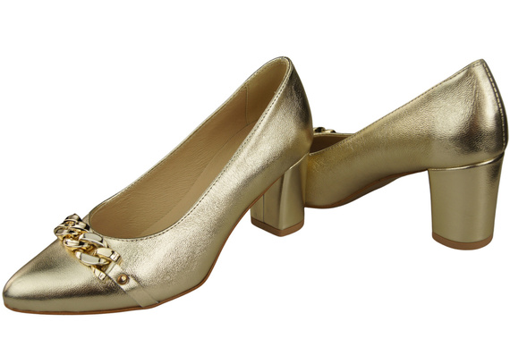 Klassische Frauen Gold Naturleder Schuhe mit Gold Ornament Kette 200 ElitaBut