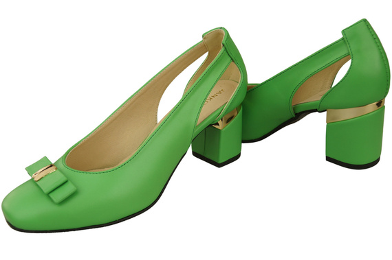Schuhe Damen Lime Pumps aus Naturleder mit dekorativem Absatz 199 ElitaBut