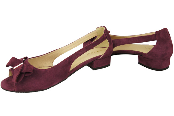 Schuhe Damensandalen Burgunderrotes natürliches Wildleder 994 Kombination aus Stil und Komfort ElitaBut