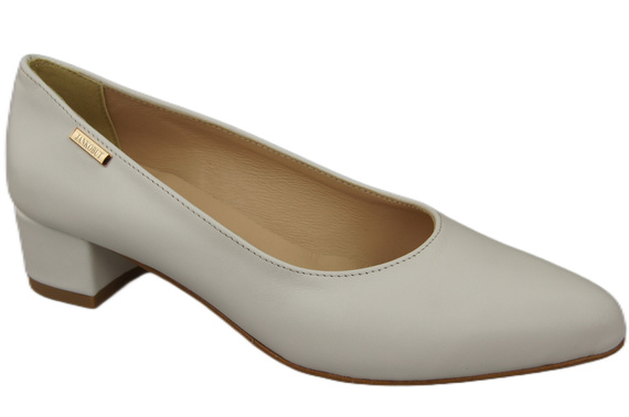 Damen Pumps Weiß mit niedrigem Absatz zeitlose Eleganz und Komfort 220 ElitaBut