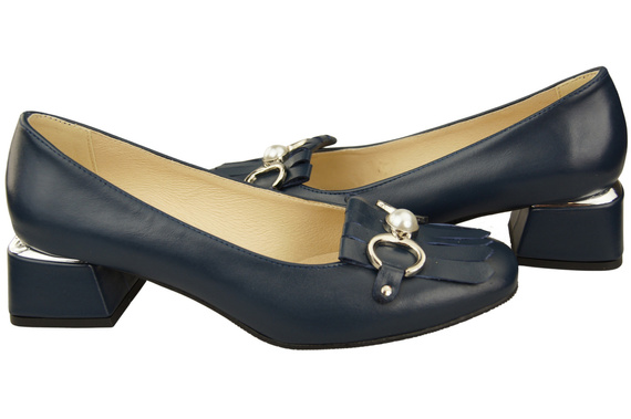 Damenschuhe Pumps mit Fransen verziert Marineblaues Naturleder 195 ElitaBut