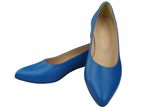 Damen Pumps Blau mit niedrigem Absatz zeitlose Eleganz und Komfort 220 ElitaBut