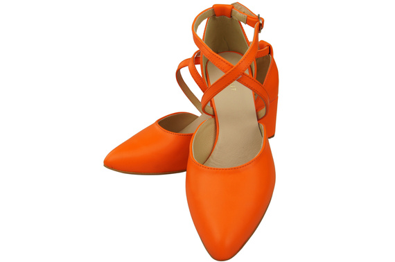 Elegante Orange Ledersandalen mit offener Seite und stabilem Absatz 218 ElitaBut