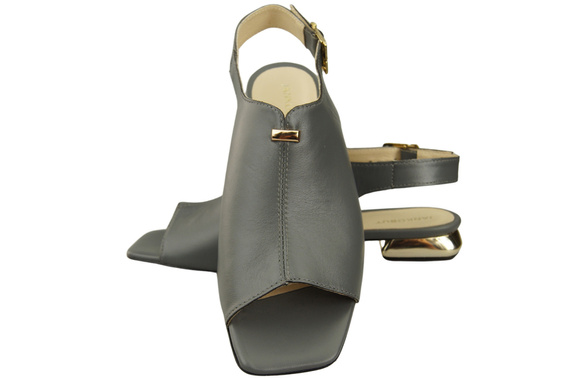 Bequeme Frauenschuhe Sandalen Aschgrau Flacher Goldabsatz Naturleder 207 ElitaBut