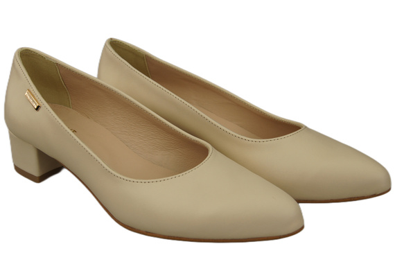 Damen Pumps Beige mit niedrigem Absatz zeitlose Eleganz und Komfort 220 ElitaBut