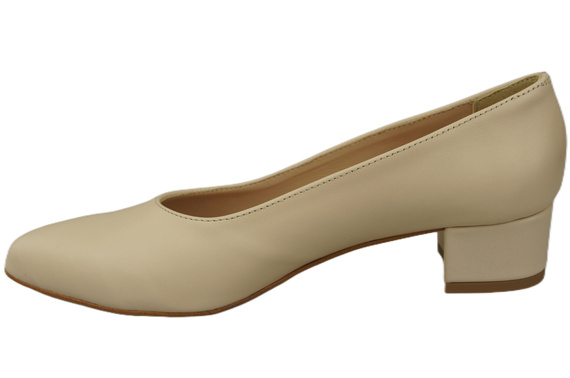 Damen Pumps Beige mit niedrigem Absatz zeitlose Eleganz und Komfort 220 ElitaBut