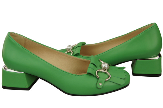 Damenschuhe Pumps mit Fransen verziert Limette Naturleder 195 ElitaBut