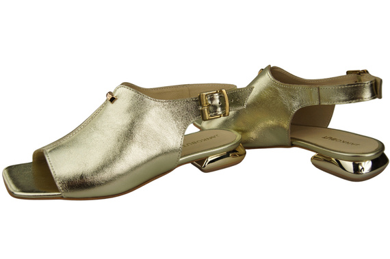 Bequeme Frauenschuhe Sandalen Gold Flacher Goldabsatz Naturleder 207 ElitaBut