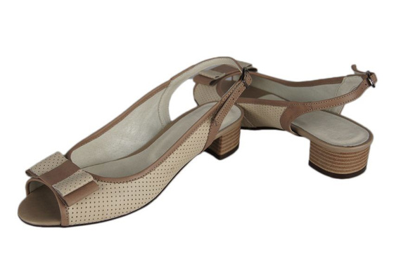 Damenschuhe Durchbrochene Sandalen aus Naturleder Cappuccino Beige 731 ElitaBut