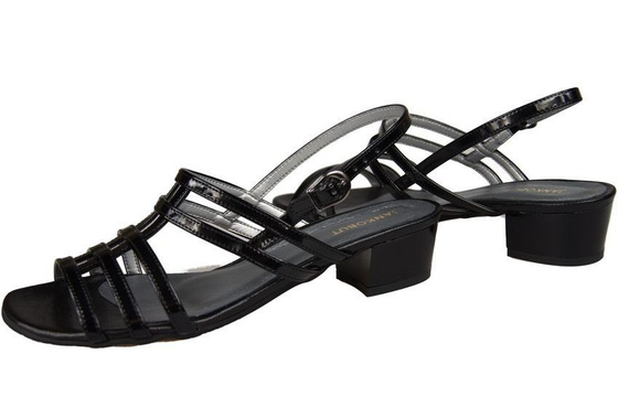 Damenschuhe Sandalen mit flachem Absatz Schwarz 622 ElitaBut