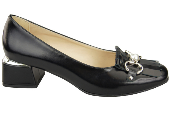 Damenschuhe Pumps mit Fransen verziert, Schwarz, glänzend, Naturleder 195 ElitaBut