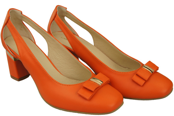Schuhe Damen Orange Pumps aus Naturleder mit dekorativem Absatz 199 ElitaBut