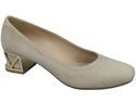 Bequeme Damenschuhe Beige Pumps mit dekorativem Absatz Natürliches Wildleder 219 von ElitaBut