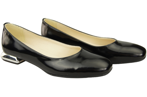 Flache Frauen Schuhe Schwarz glänzend Dekorative Ferse Naturleder 209 ElitaBut