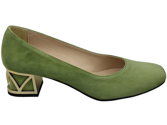 Bequeme Damenschuhe Pistazien Pumps mit dekorativem Absatz Natürliches Wildleder 219 von ElitaBut