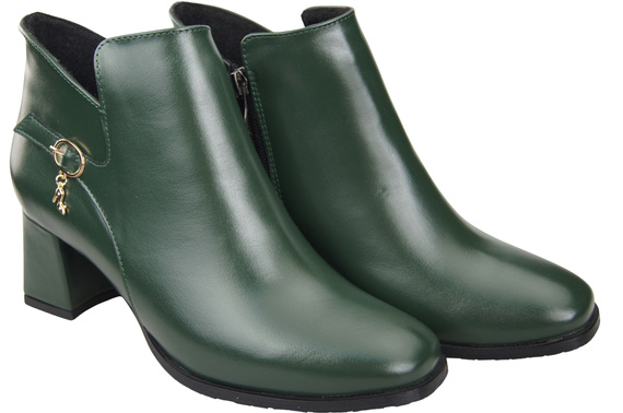 Damen-Stiefeletten ElitaBut 226 Smaragdgrün aus Naturleder, gefüttert, eckige Zehenkappe, Blockabsatz