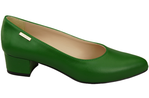 Damen Pumps Grün mit niedrigem Absatz zeitlose Eleganz und Komfort 220 ElitaBut