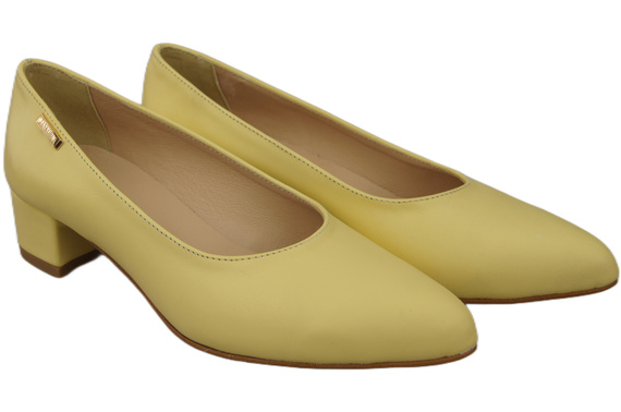 Damen Pumps Banane mit niedrigem Absatz zeitlose Eleganz und Komfort 220 ElitaBut