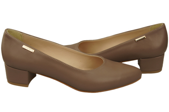 Damen Pumps Cappuccino Dunkel mit niedrigem Absatz zeitlose Eleganz und Komfort 220 ElitaBut