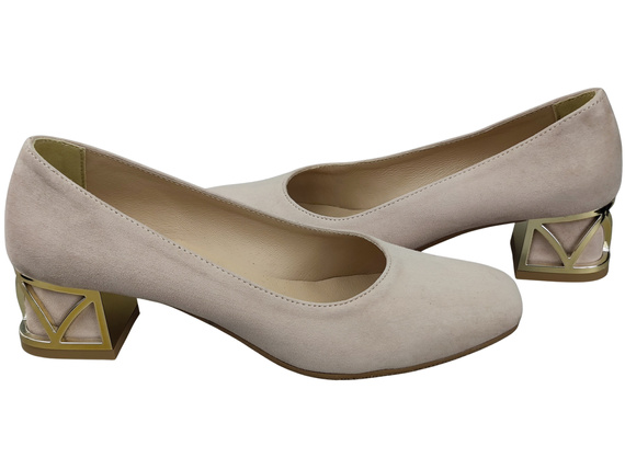 Bequeme Damenschuhe Puderrosa Pumps mit dekorativem Absatz Natürliches Wildleder 219 von ElitaBut