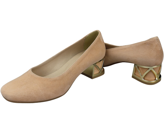 Bequeme Damenschuhe Pfirsich Pumps mit dekorativem Absatz Natürliches Wildleder 219 von ElitaBut