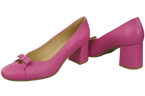 Damen Pumps mit Schleife Fuchsie Naturleder und niedrigem Absatz 203 ElitaBut