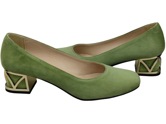 Bequeme Damenschuhe Pistazien Pumps mit dekorativem Absatz Natürliches Wildleder 219 von ElitaBut