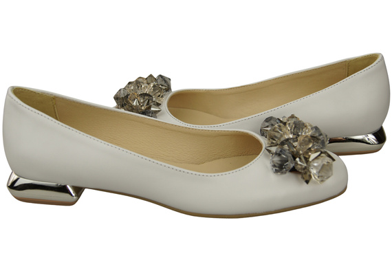 Damen Weiß Pumps mit Kristallen flach Naturleder 216 ElitaBut