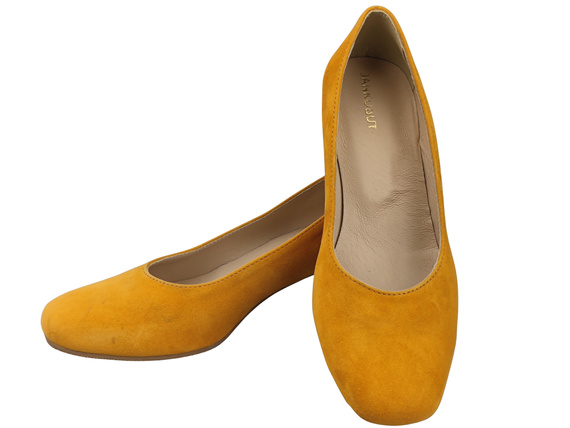 Bequeme Damenschuhe Mango Pumps mit dekorativem Absatz Natürliches Wildleder 219 von ElitaBut
